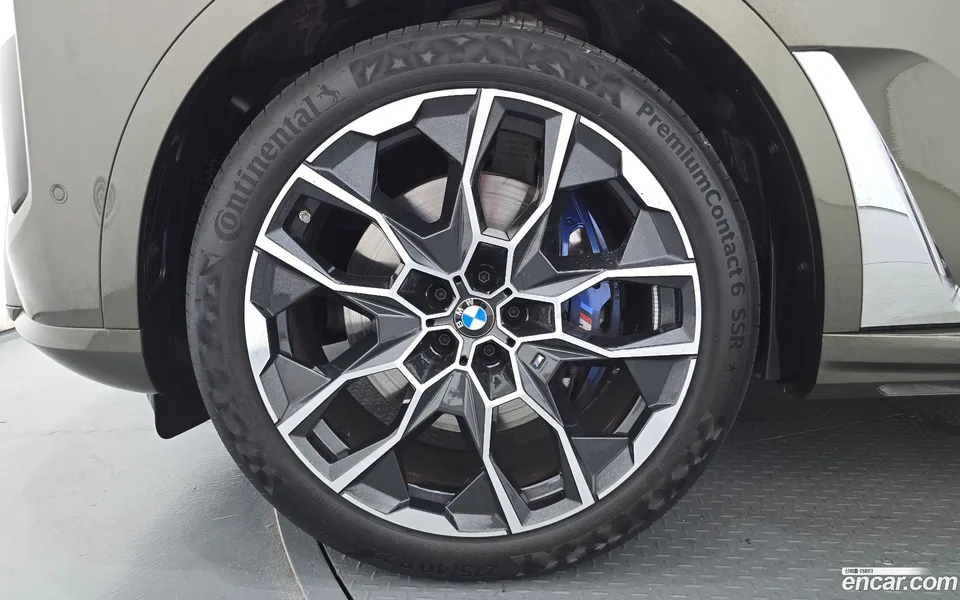 BMW X7 xDrive 40d M 7 2026 — thumbnail 5
