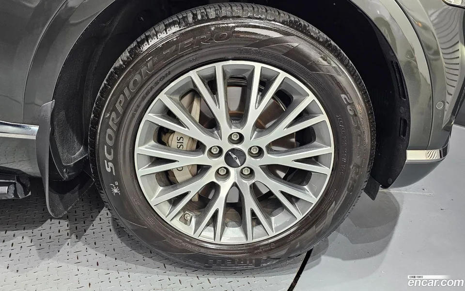 Genesis GV80 2.5T 2WD 2024 — thumbnail 2