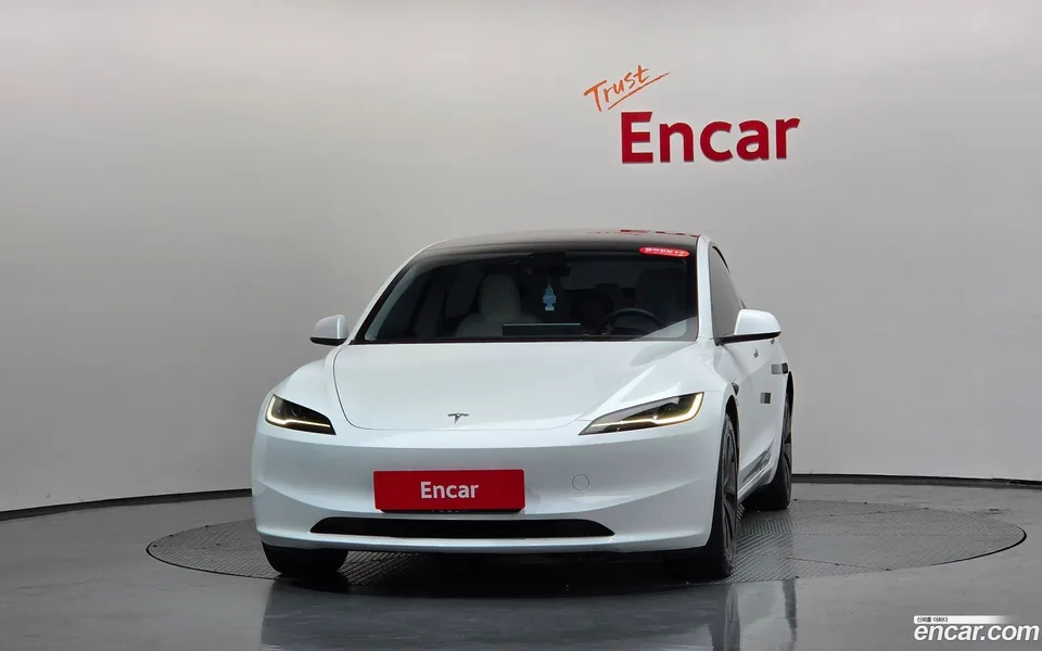 Tesla Model 3 RWD 2024 — thumbnail 3