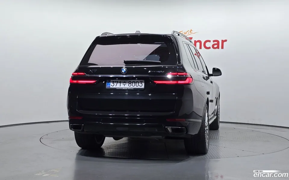BMW X7 xDrive 40d 6 2024 — thumbnail 4
