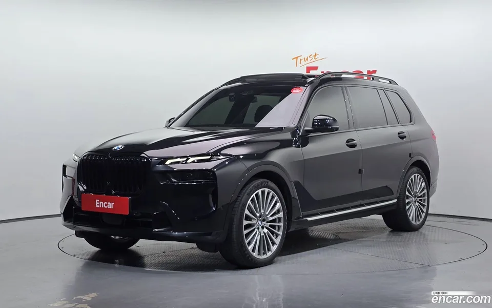 BMW X7 xDrive 40d 6 2024 — photo 1, buy with delivery to Moscow