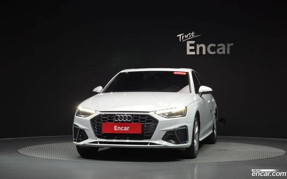 Audi A4 40 TFSI 2022 — thumbnail 3