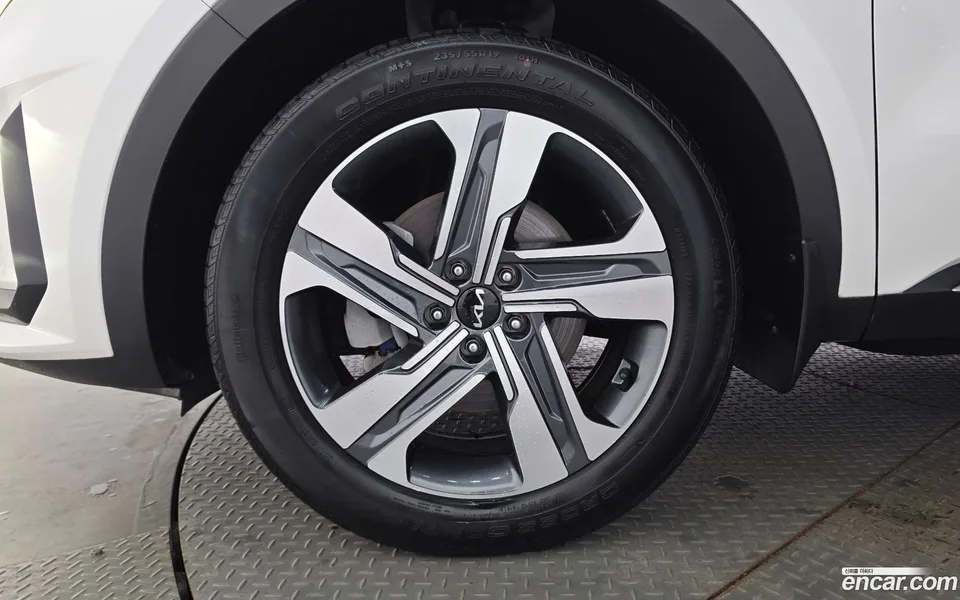 Kia Sorento HEV 1.6 2WD 2023 — thumbnail 5