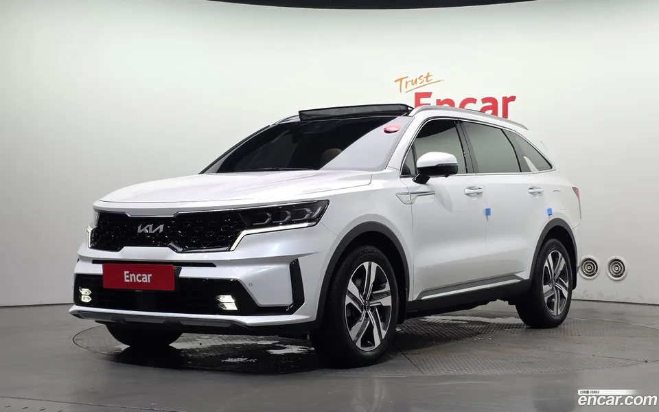 Kia Sorento HEV 1.6 2WD 2023 — photo 1, buy with delivery to Moscow