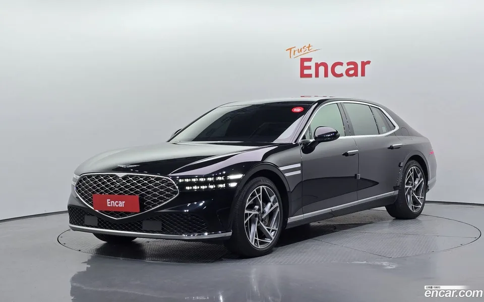 Genesis G90 3.5 AWD 2022 — photo 1, buy with delivery to Moscow