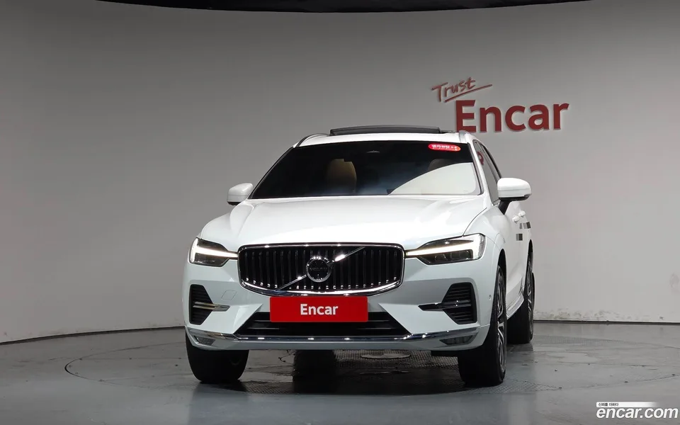 Volvo XC60 B5 2025 — thumbnail 3