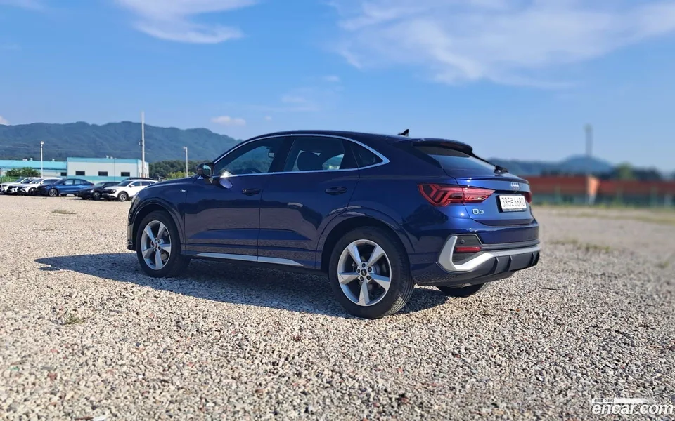 Audi Q3 35 TDI 2024 — thumbnail 4
