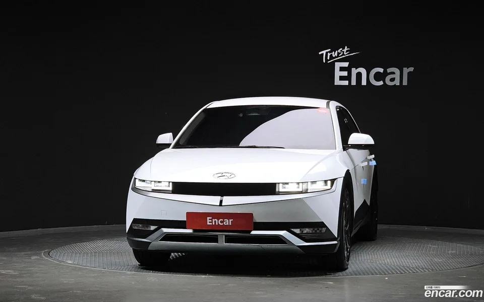 Hyundai Ioniq 5 2022 — thumbnail 3
