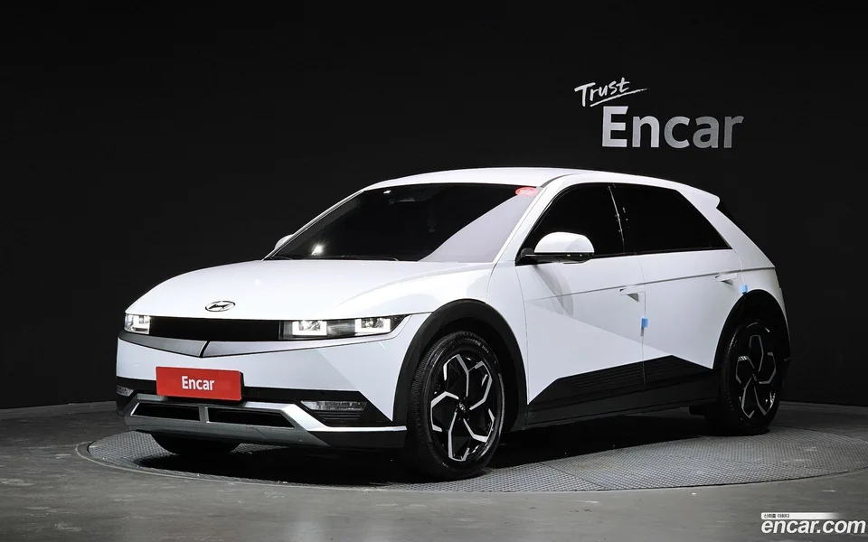 Hyundai Ioniq 5 2022 — photo 1, buy with delivery to Moscow