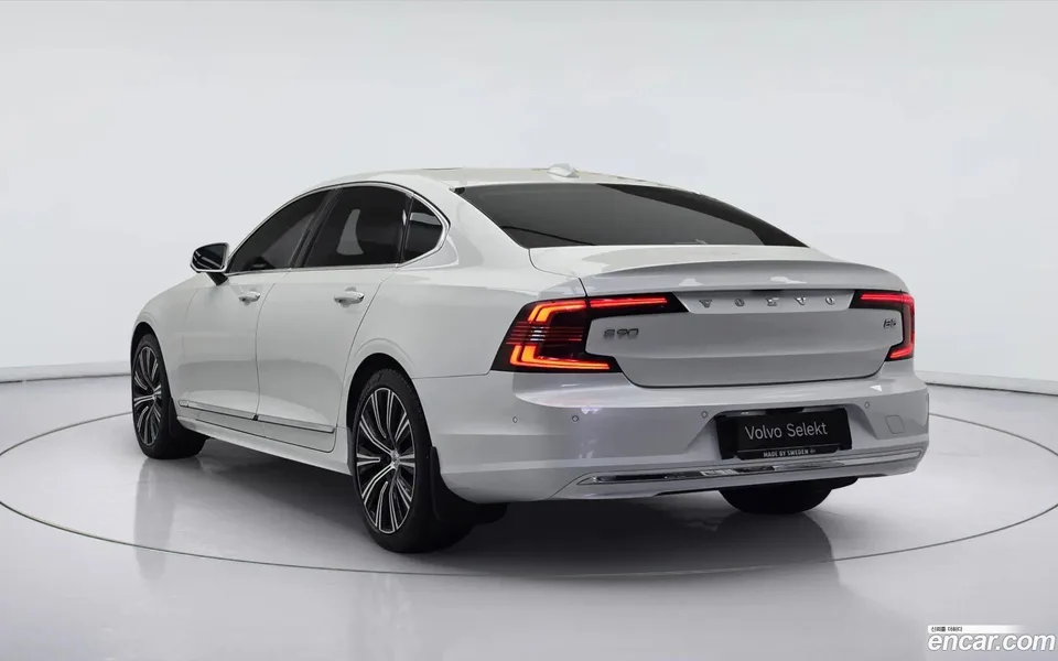 Volvo S90 B5 2022 — thumbnail 3