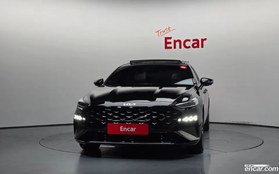 Kia K8 Hybrid 2023 — thumbnail 3
