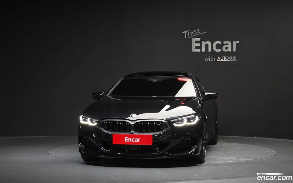 BMW 8 Series M850i xDrive 2025 — thumbnail 3
