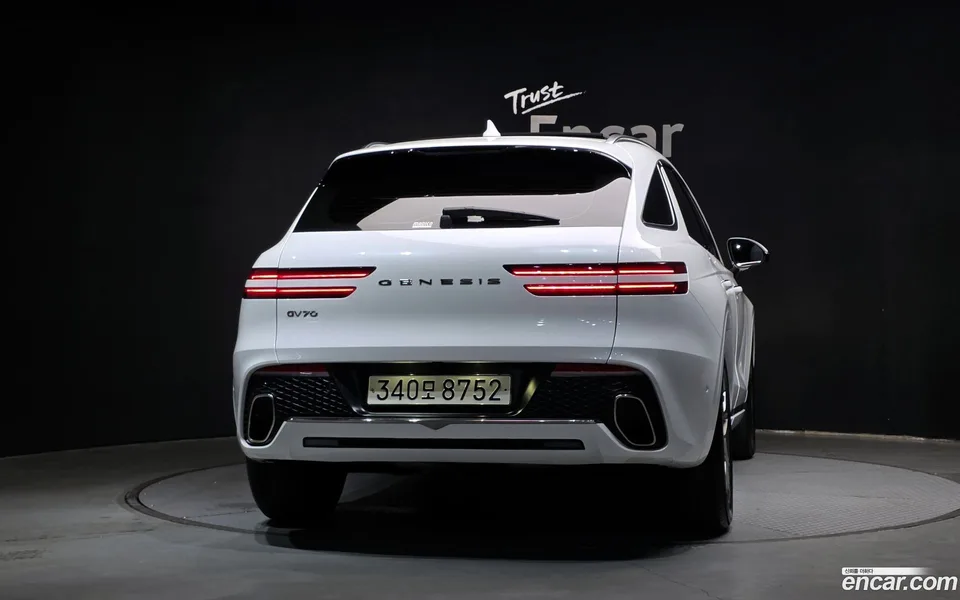 Genesis GV70 2.5T 2WD 2023 — thumbnail 4