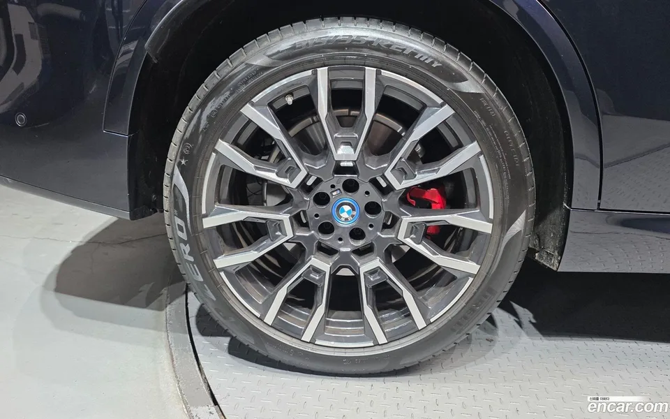 BMW X5 xDrive 50e M 2024 — thumbnail 5