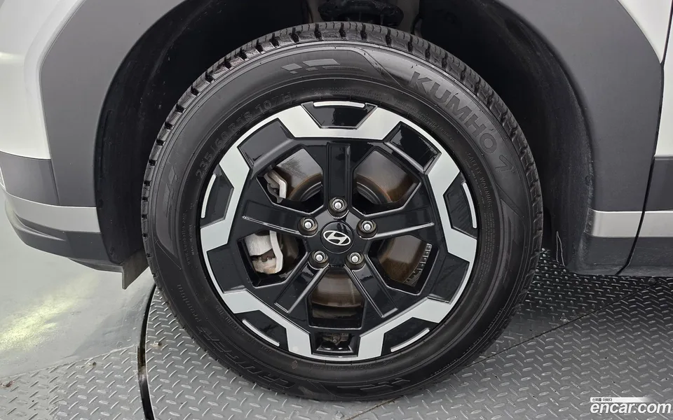 Hyundai SantaFe 2.5T 2WD 2023 — миниатюра 2