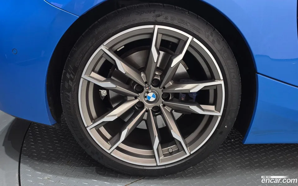 BMW Z4 M40i 2022 — thumbnail 2