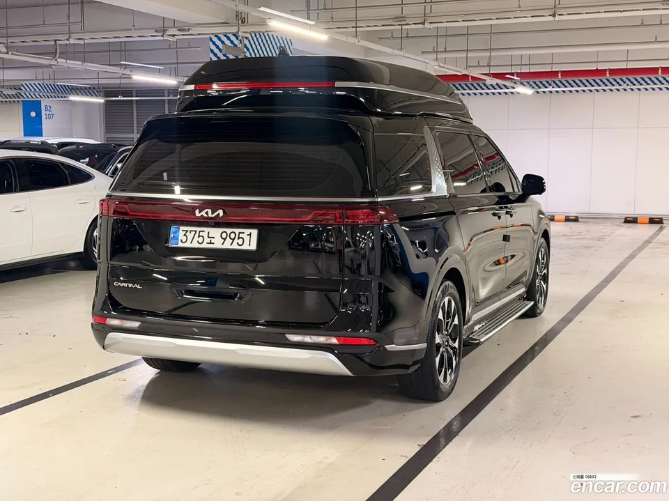 Kia Carnival 7 2023 — миниатюра 3