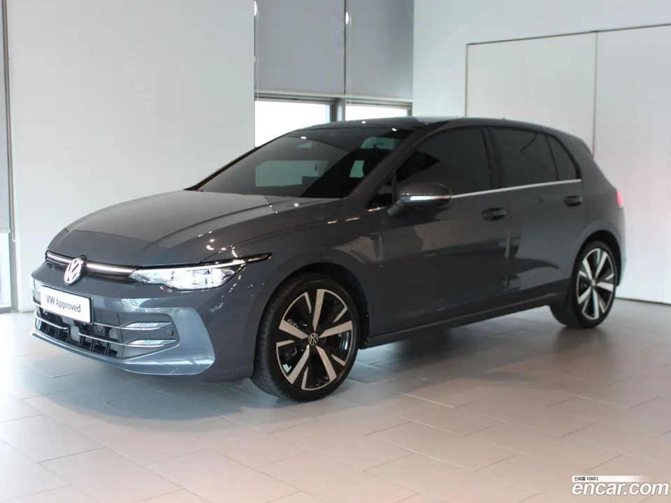 Volkswagen Golf 2.0 TDI 2025 — photo 1, buy with delivery to Moscow