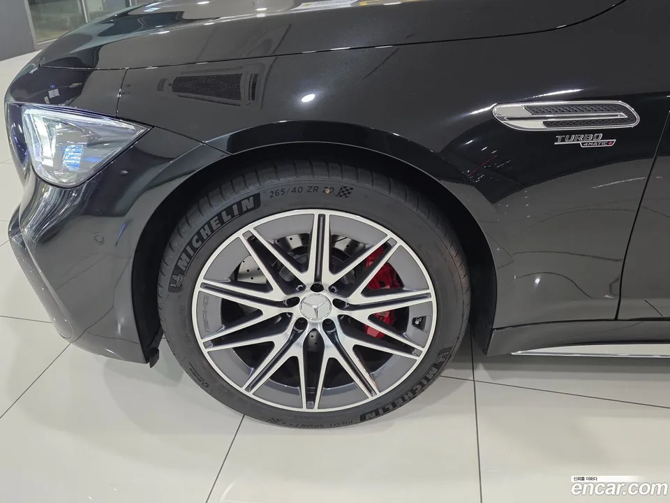 Mercedes-Benz AMG GT 4 43 4MATIC+ 2025 — миниатюра 2