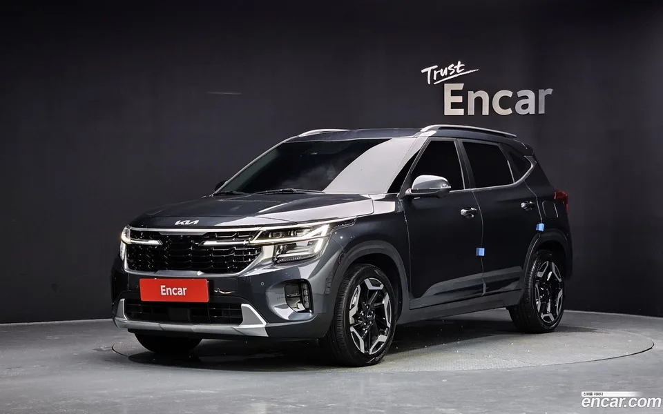 Kia Seltos 1.6 2WD 2024 — photo 1, buy with delivery to Moscow