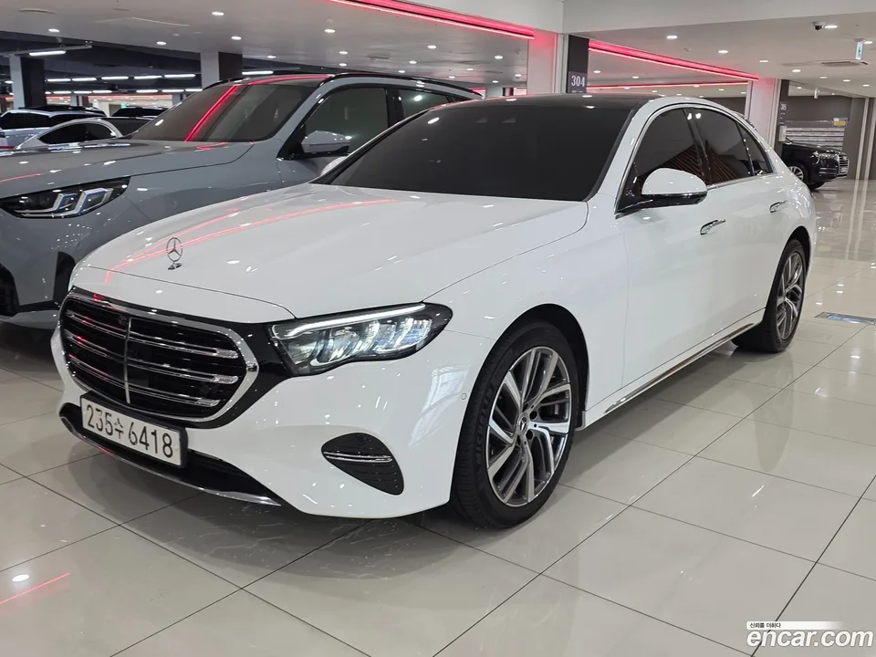 Mercedes-Benz E-Class E220d 4MATIC 2024 — photo 1, buy with delivery to Moscow
