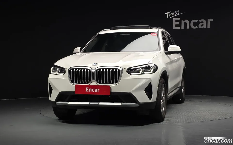 BMW X3 xDrive 20i 2023 — thumbnail 3