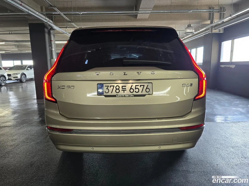 Volvo XC90 B6 2026 — thumbnail 3