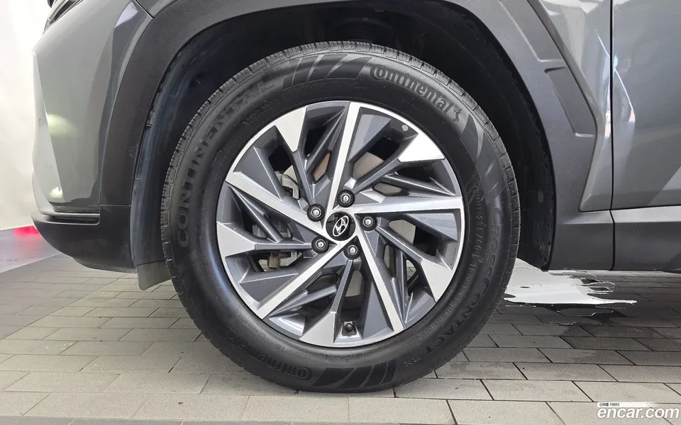 Hyundai Tucson Hybrid 2WD 2023 — thumbnail 2