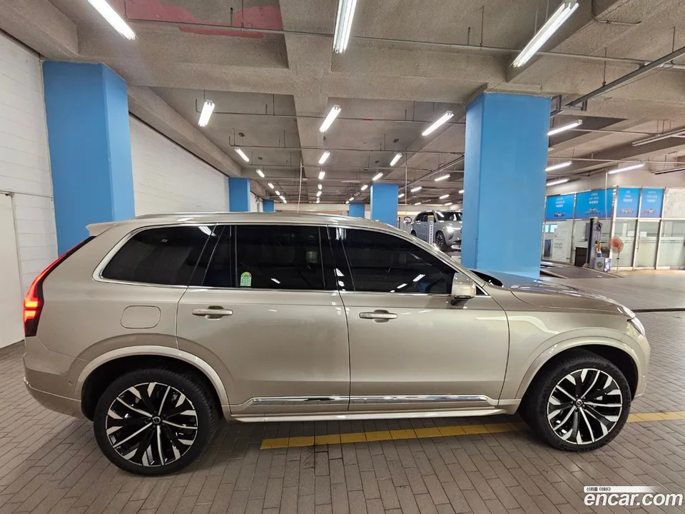 Volvo XC90 T8 2026 — thumbnail 5