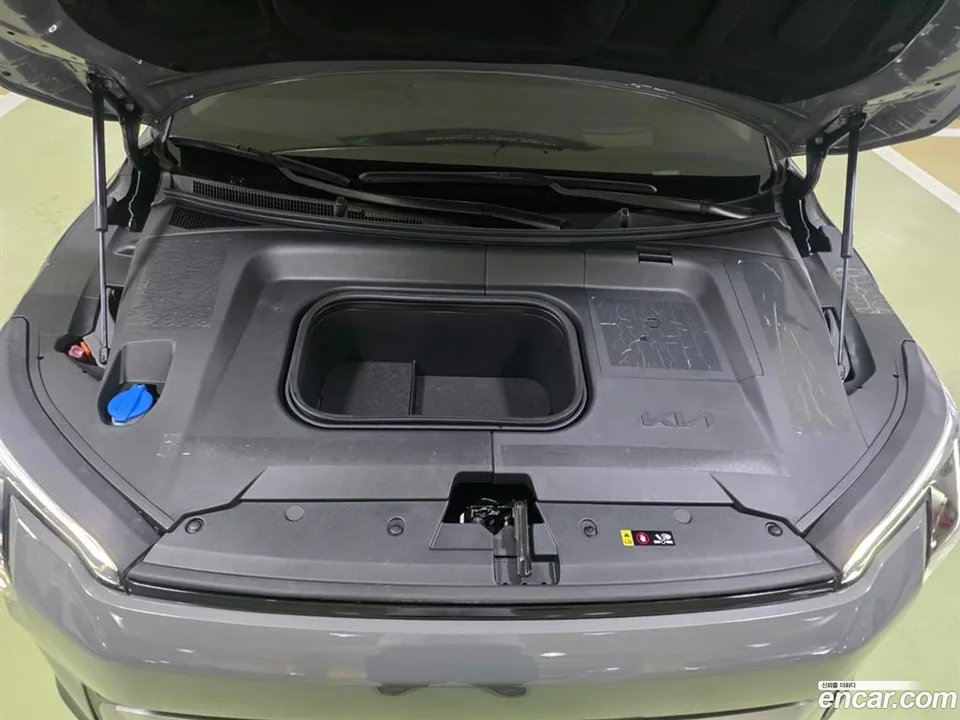 Kia EV3 2WD 2025 — thumbnail 2