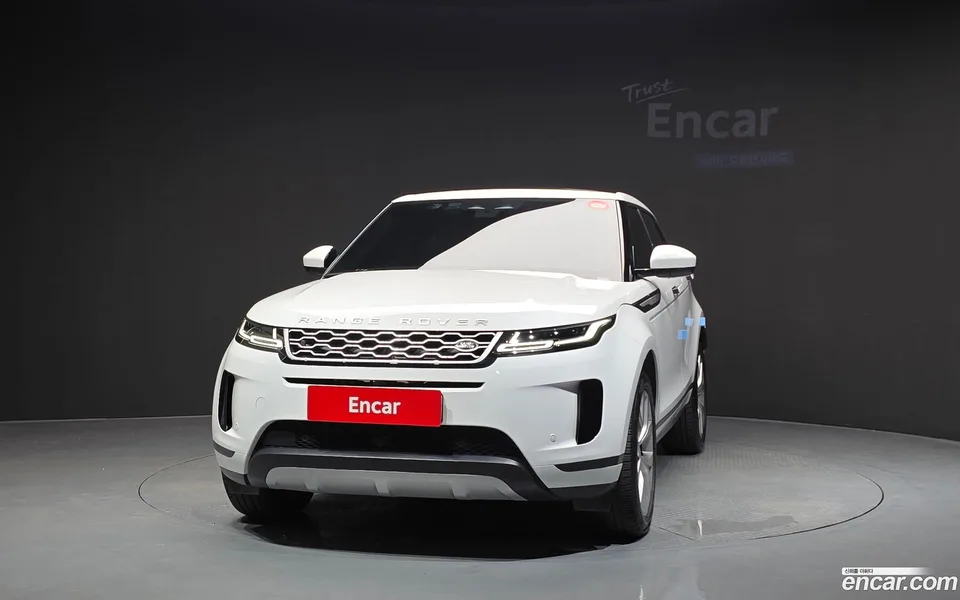Land Rover Range Rover Evoque P250 SE 2022 — thumbnail 3
