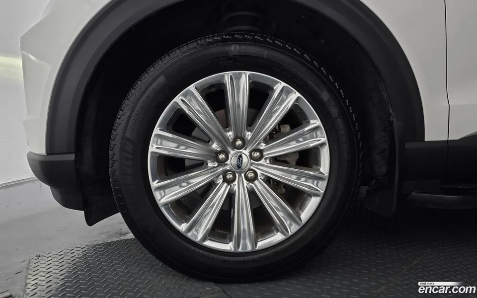 Ford Explorer 2.3 4WD 2022 — thumbnail 2