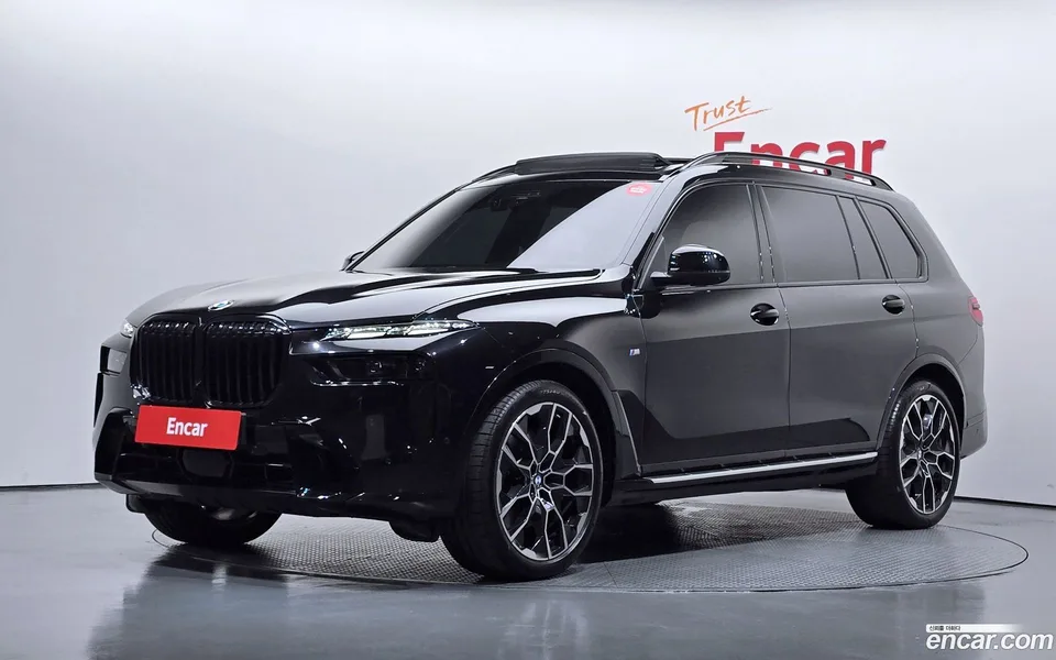 BMW X7 2025