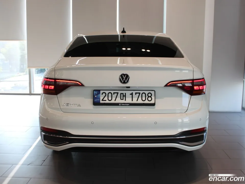 Volkswagen Jetta 1.5 TSI 2023 — thumbnail 4