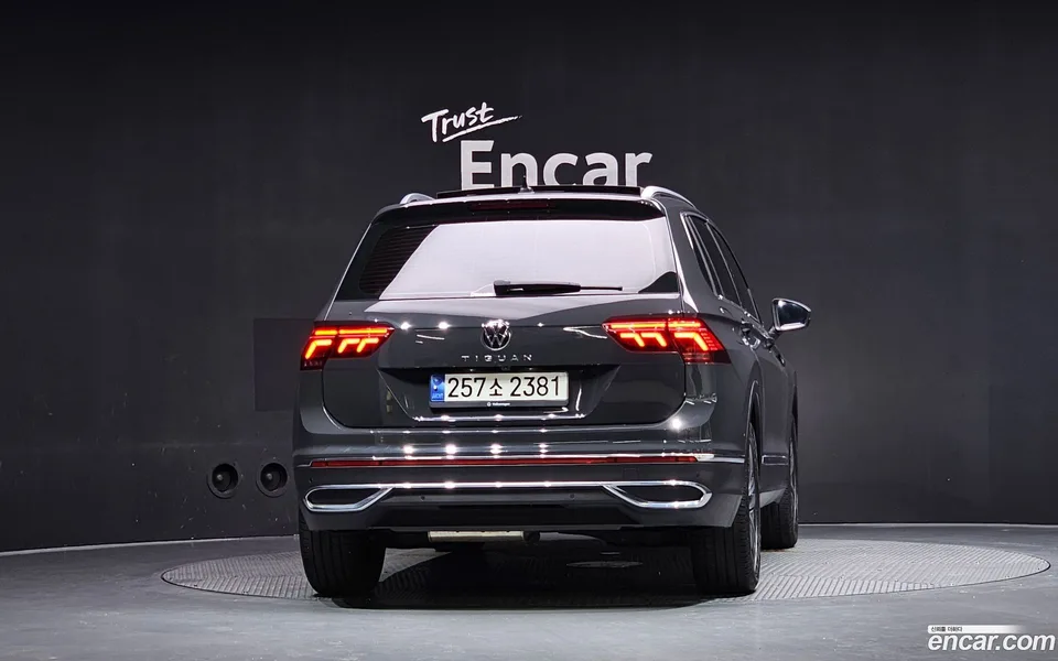 Volkswagen Tiguan 2.0 TDI 2023 — миниатюра 4