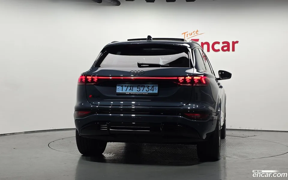 Audi SQ6 e- 2025 — thumbnail 4