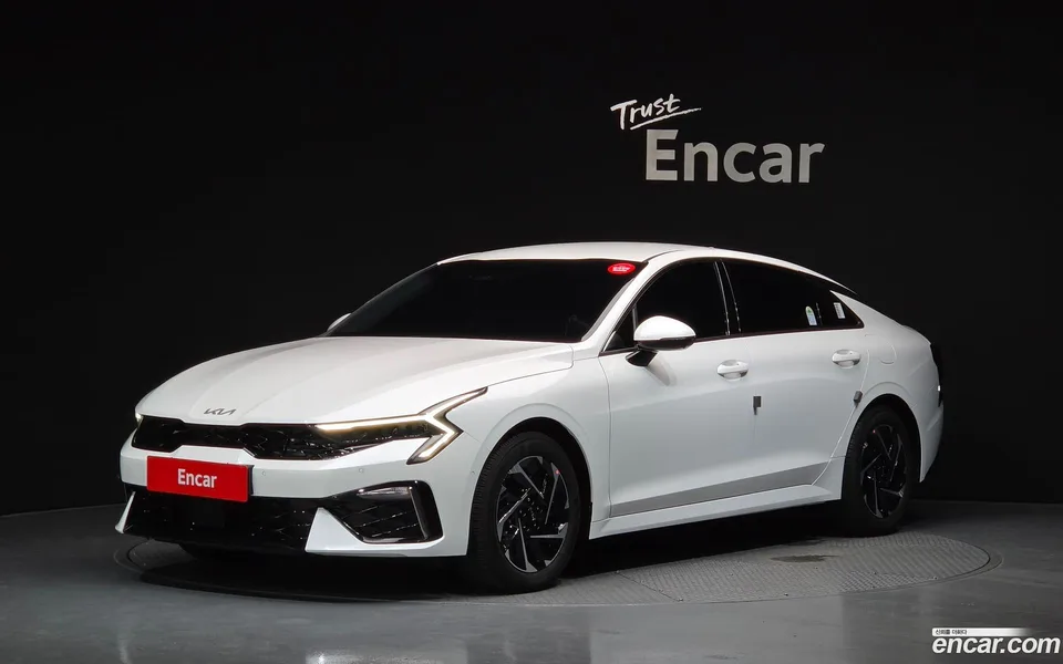 Kia K5 Hybrid 2025 — photo 1, buy with delivery to Moscow