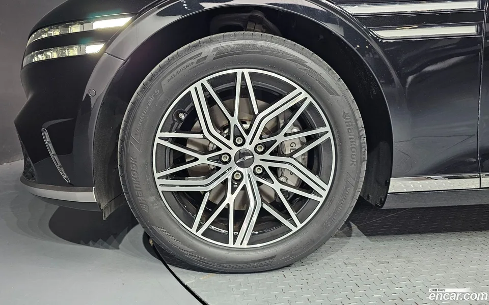 Genesis G90 3.5 2WD 2022 — thumbnail 2