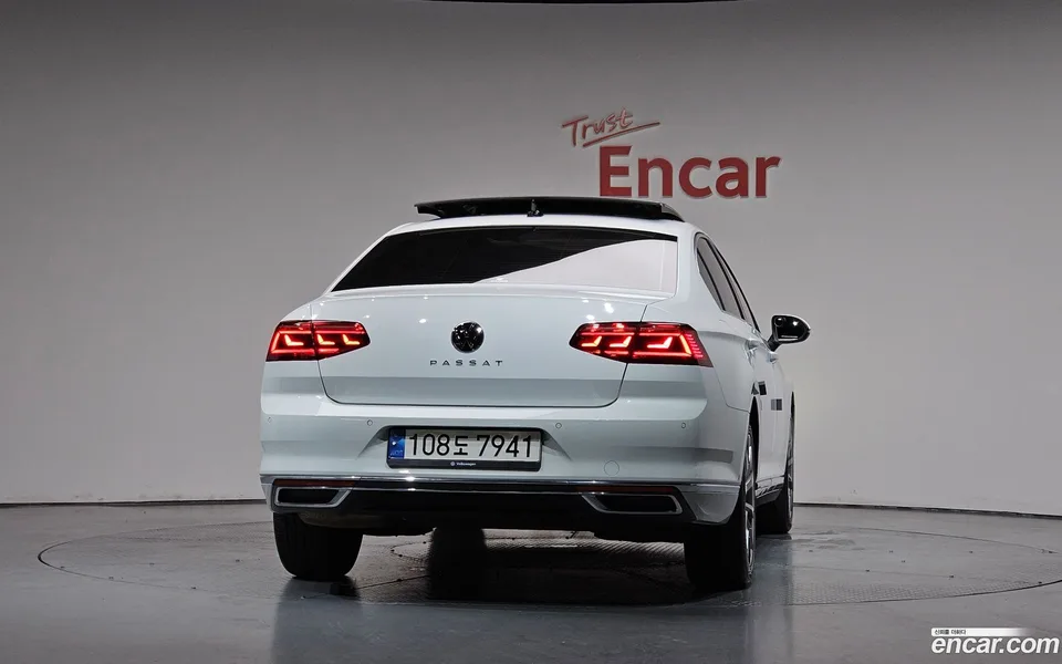 Volkswagen Passat GT 2.0 TDI 2022 — thumbnail 4