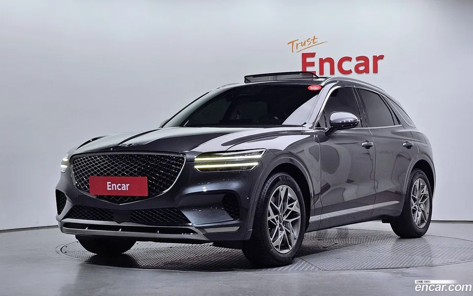 Genesis GV70 2.5T 2WD 2022 — photo 1, buy with delivery to Moscow