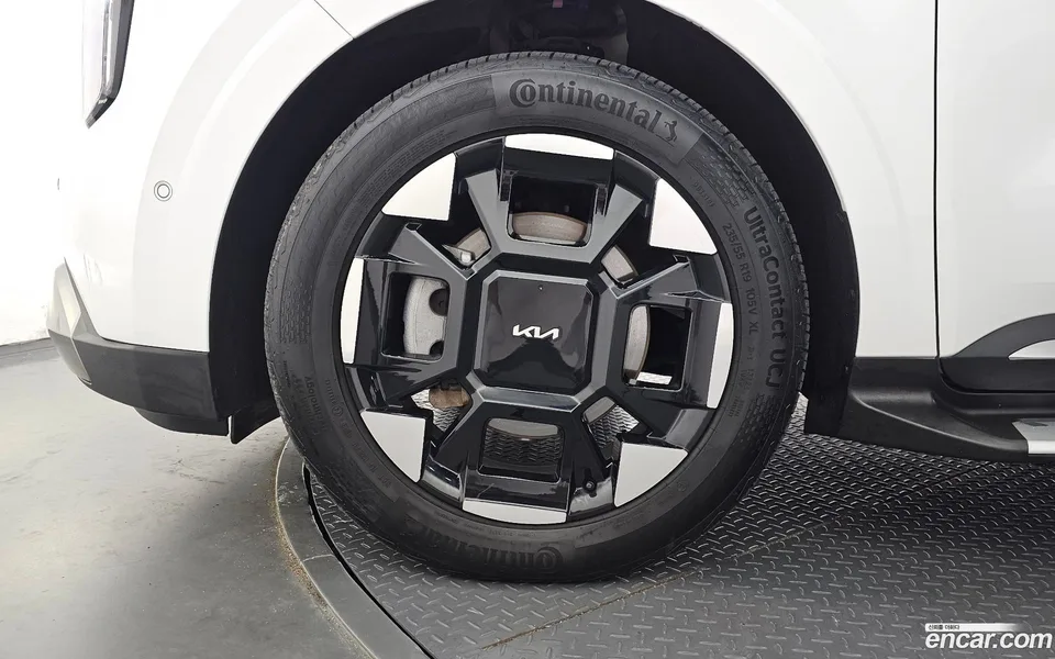 Kia Carnival HEV 7 2024 — thumbnail 2