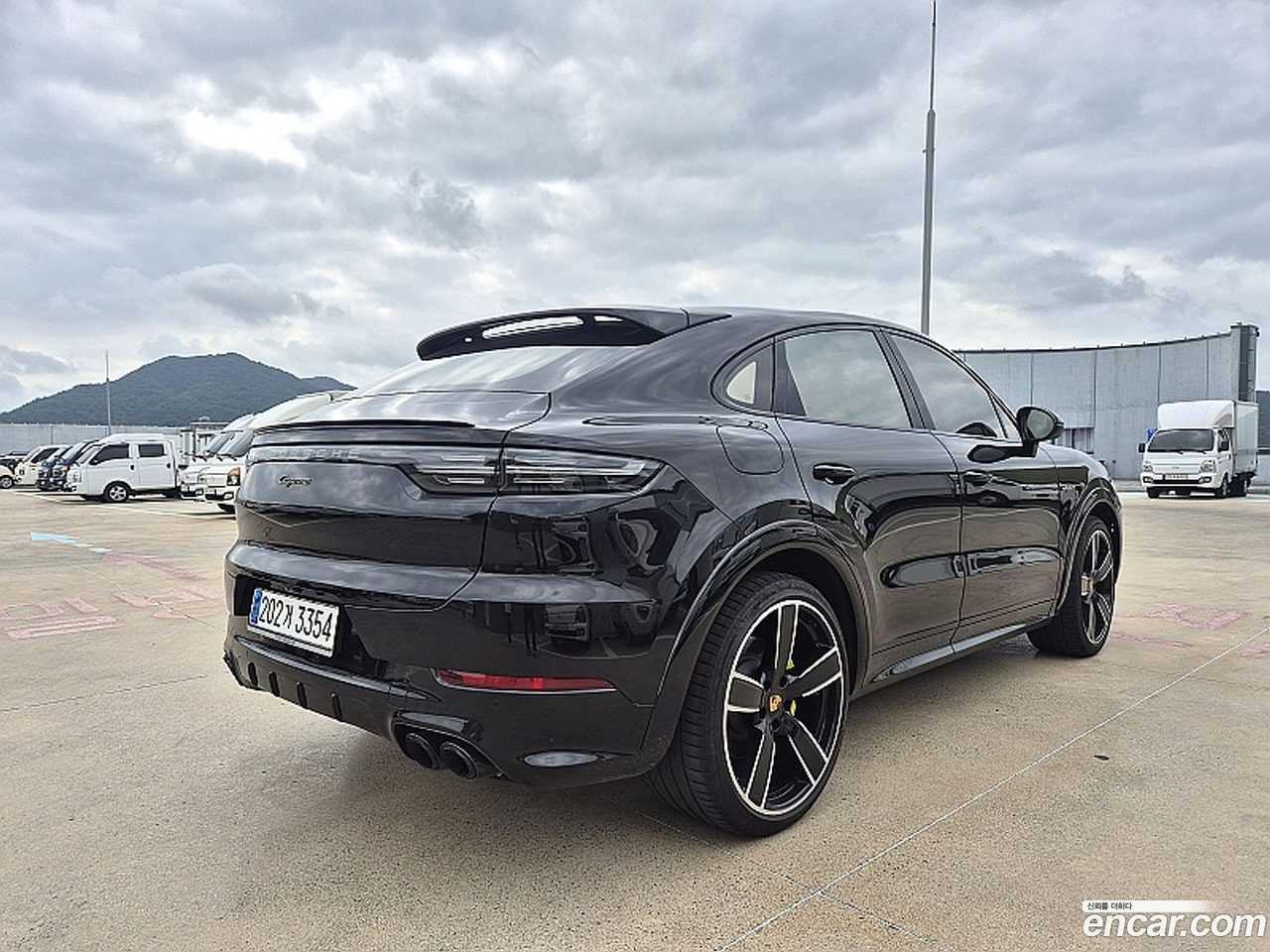 Porsche Cayenne 2023 — 2