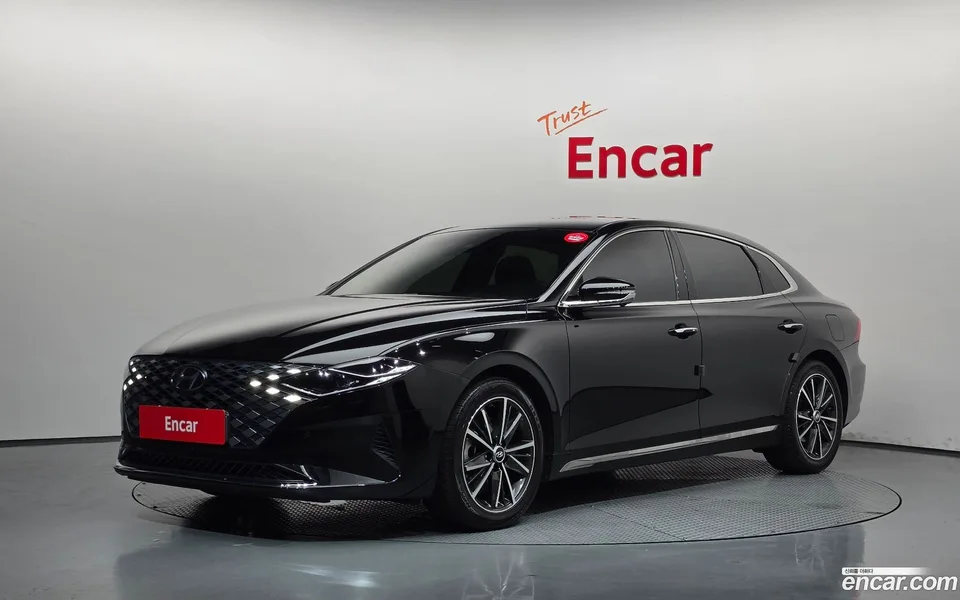 Hyundai Grandeur IG 2.5 2022 — photo 1, buy with delivery to Moscow