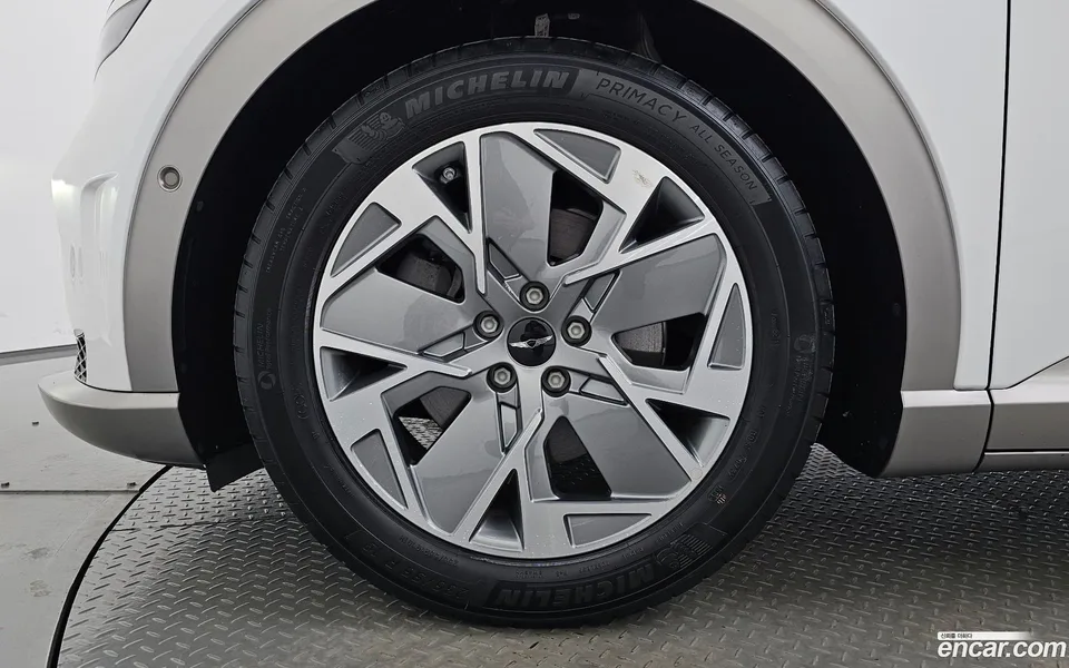 Genesis GV60 2022 — thumbnail 2