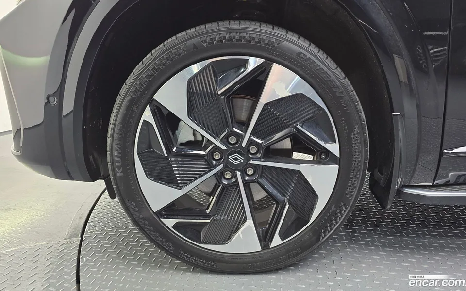 Renault Samsung Grand Koleos 1.5 E-TECH 2WD 2025 — миниатюра 2