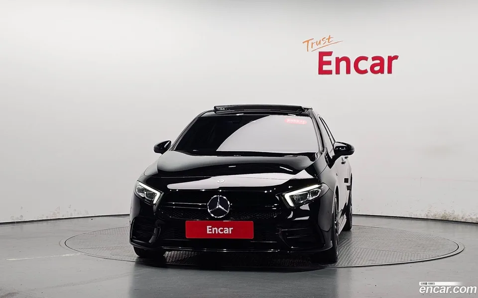 Mercedes-Benz A-Class AMG A35 4MATIC 2022 — thumbnail 3