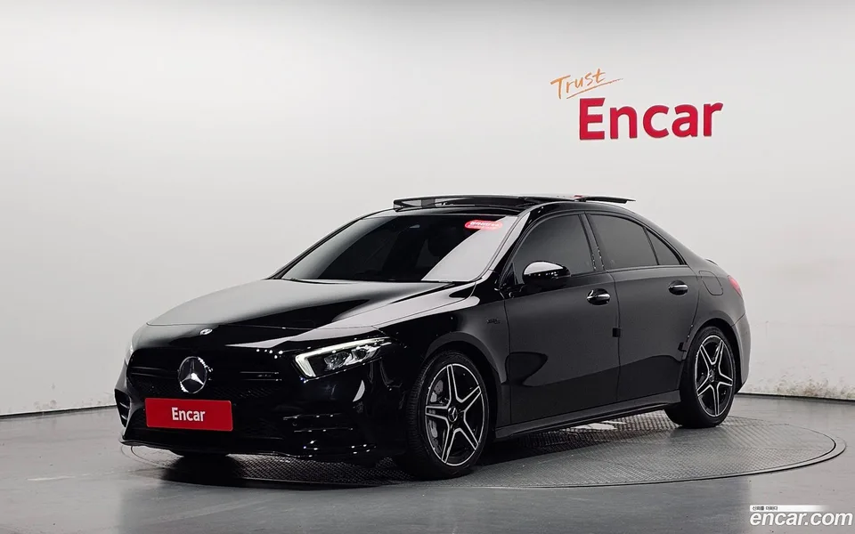 Mercedes-Benz A-Class AMG A35 4MATIC 2022 — photo 1, buy with delivery to Moscow