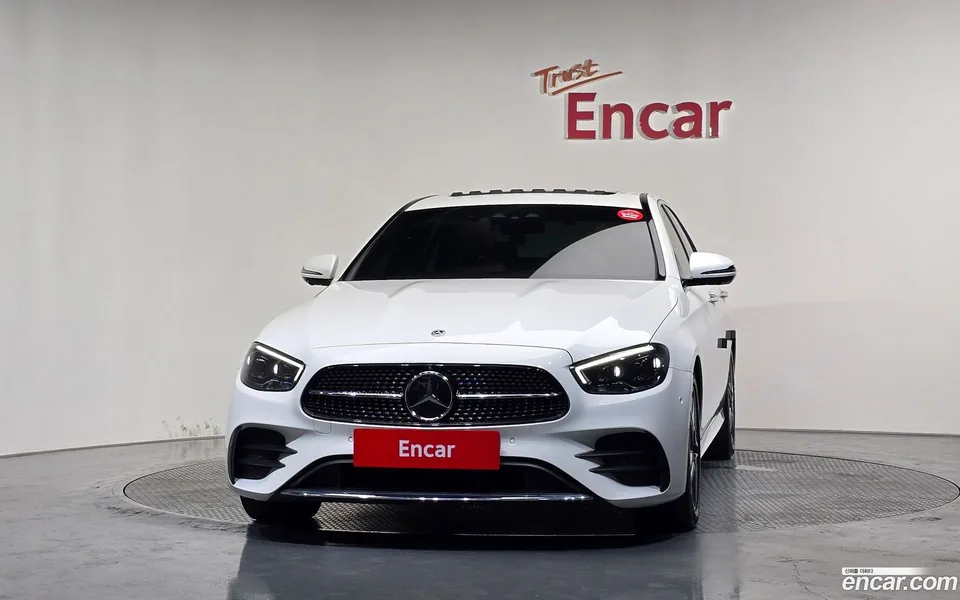 Mercedes-Benz E-Class E250 AMG Line 2022 — thumbnail 3