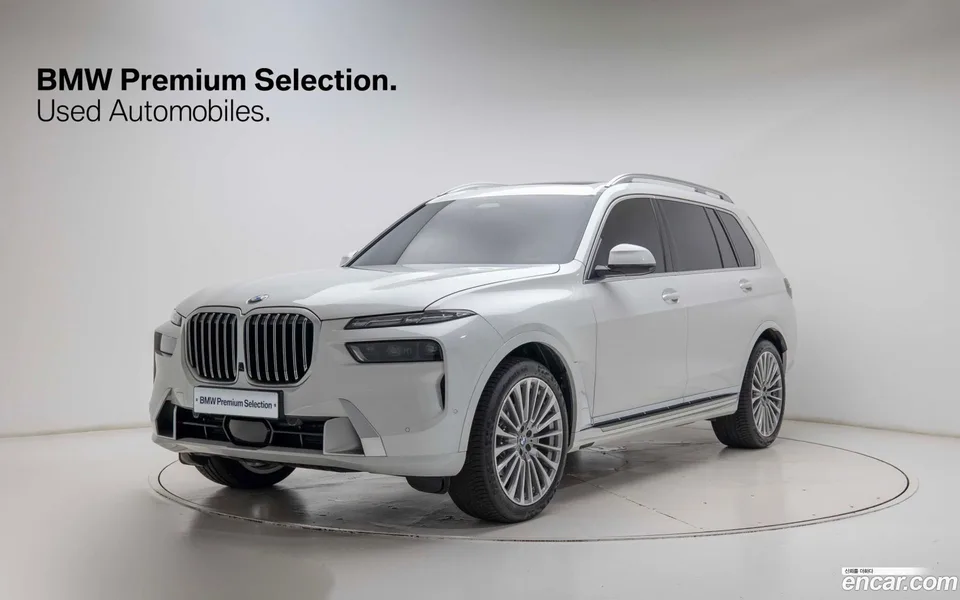 BMW X7 2025