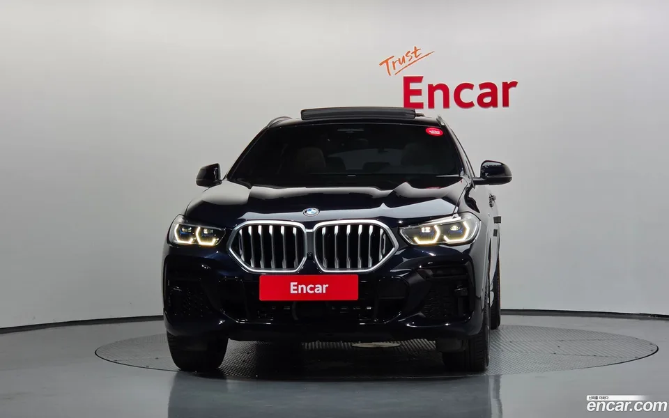 BMW X6 xDrive40i M 2022 — thumbnail 3
